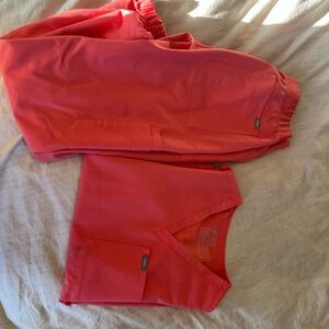 Hot Coral figs scrub set